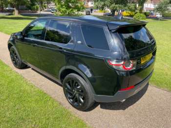 Used Land Rover Discovery Sport 2017 for sale - 74838059: Photo