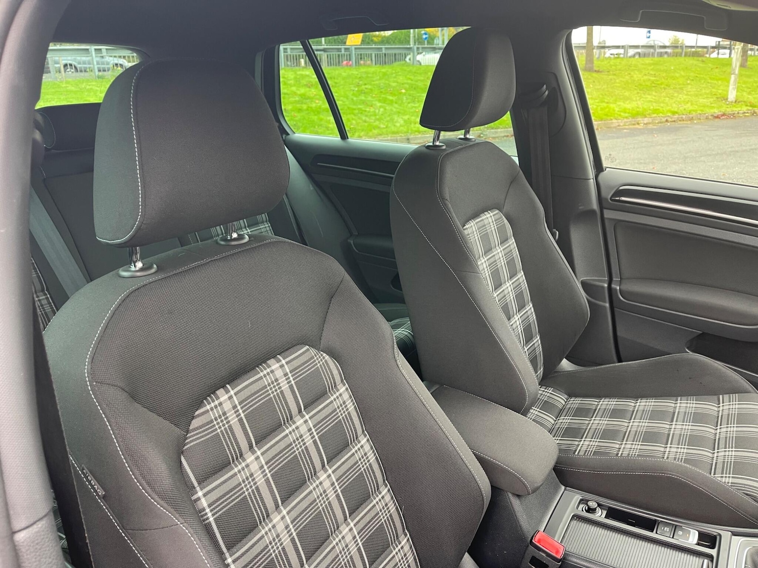 Used Volkswagen Golf 2015 for sale - 76997671: Photo 14