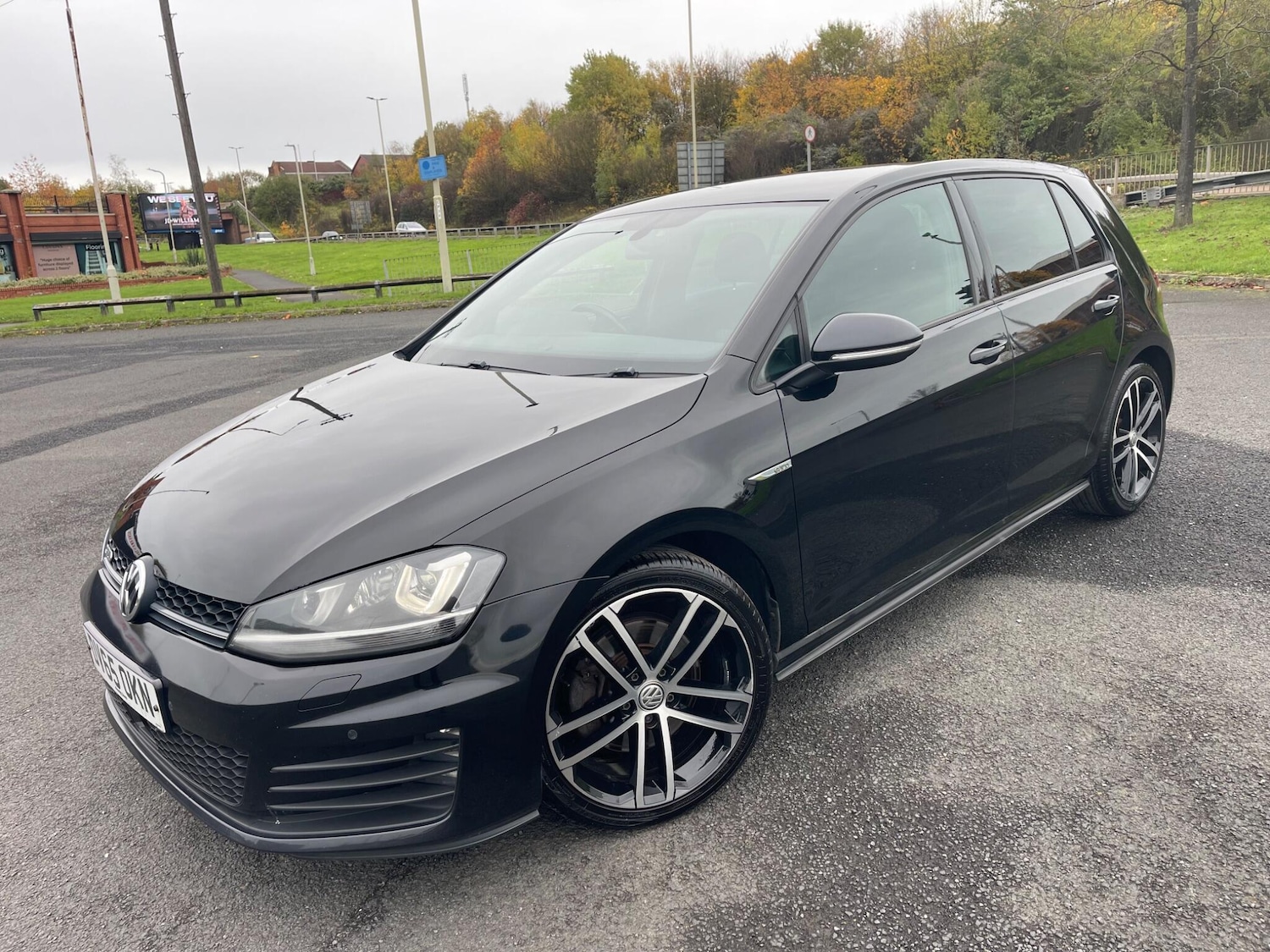 Used Volkswagen Golf 2015 for sale - 76997671: Photo 3