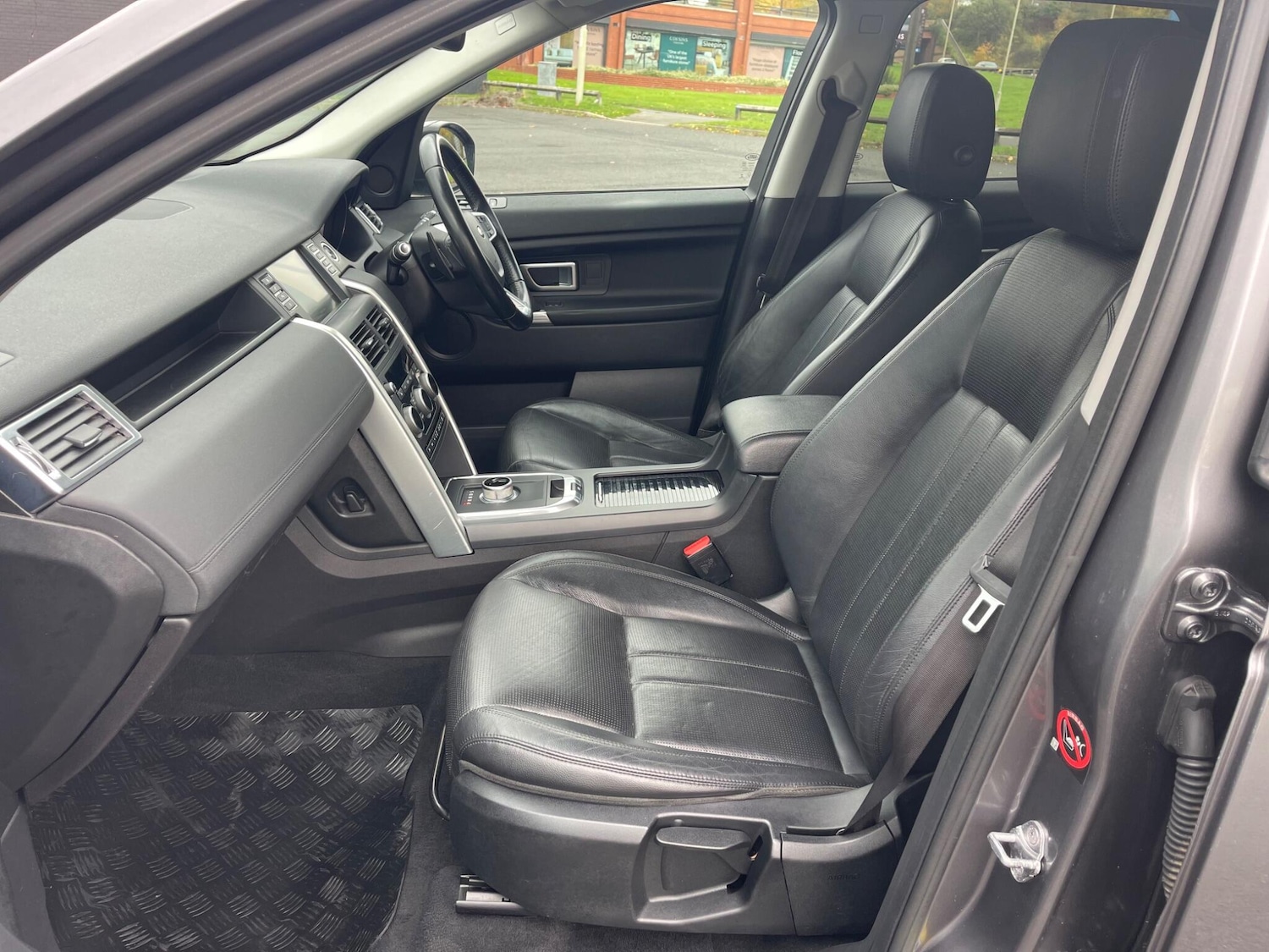 Used Land Rover Discovery Sport for sale - 76996853: Photo 16