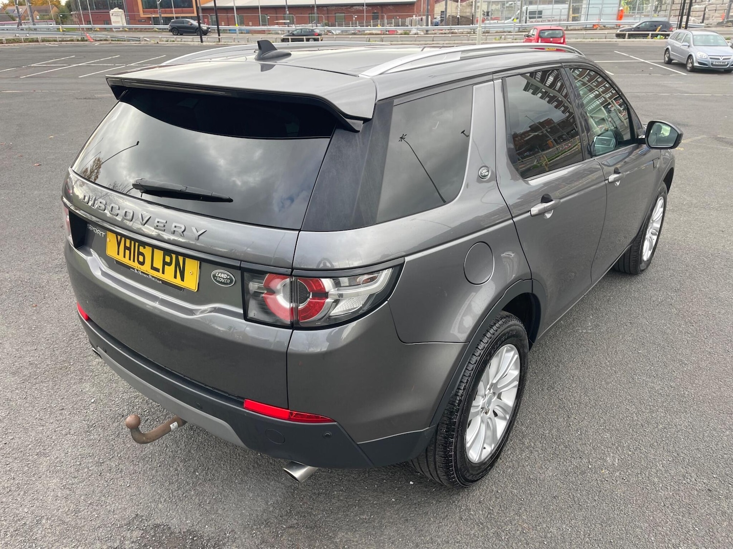 Used Land Rover Discovery Sport for sale - 76996853: Photo 4