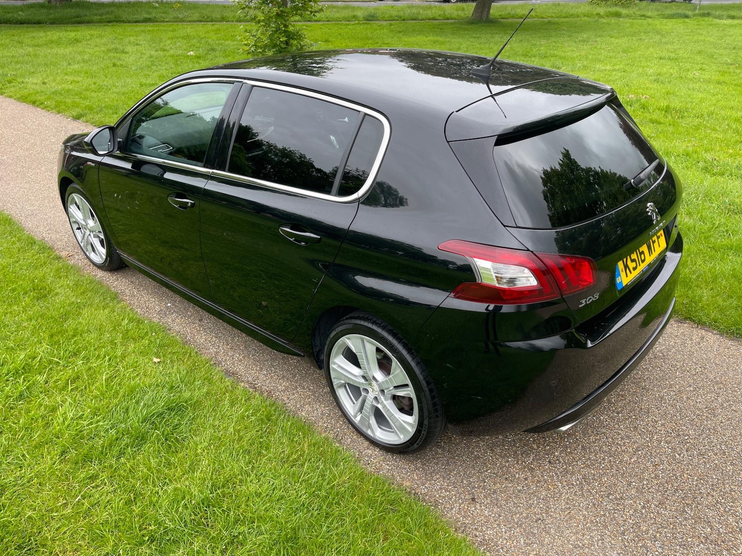 Used Peugeot 308 2016 for sale - 76728635: Photo 2