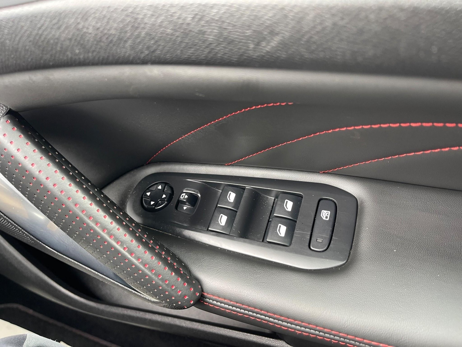 Used Peugeot 308 2016 for sale - 76728635: Photo 21