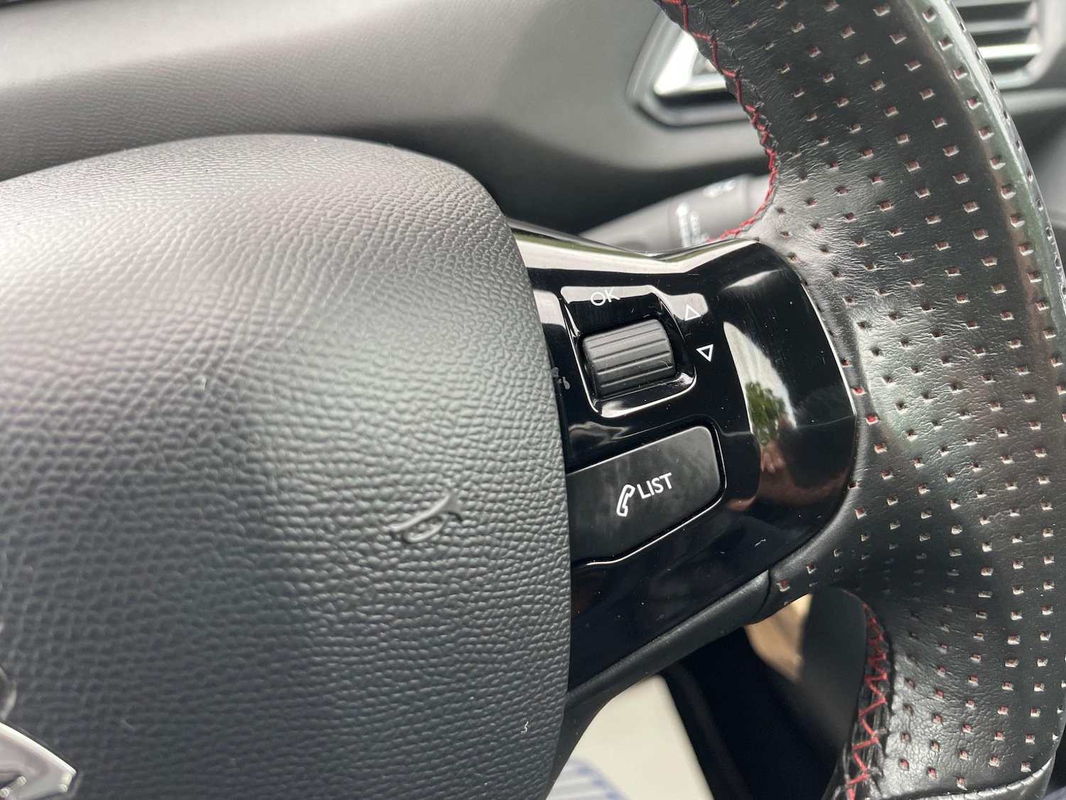 Used Peugeot 308 2016 for sale - 76728635: Photo 27