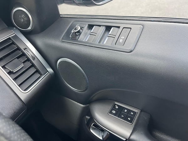 Used Land Rover Range Rover Sport 2016 for sale - 76094392: Photo 30