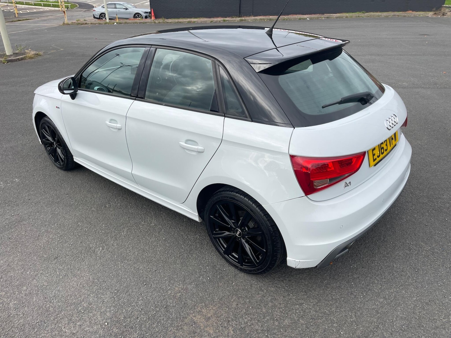 Used Audi A1 2014 for sale - 76152213: Photo 4