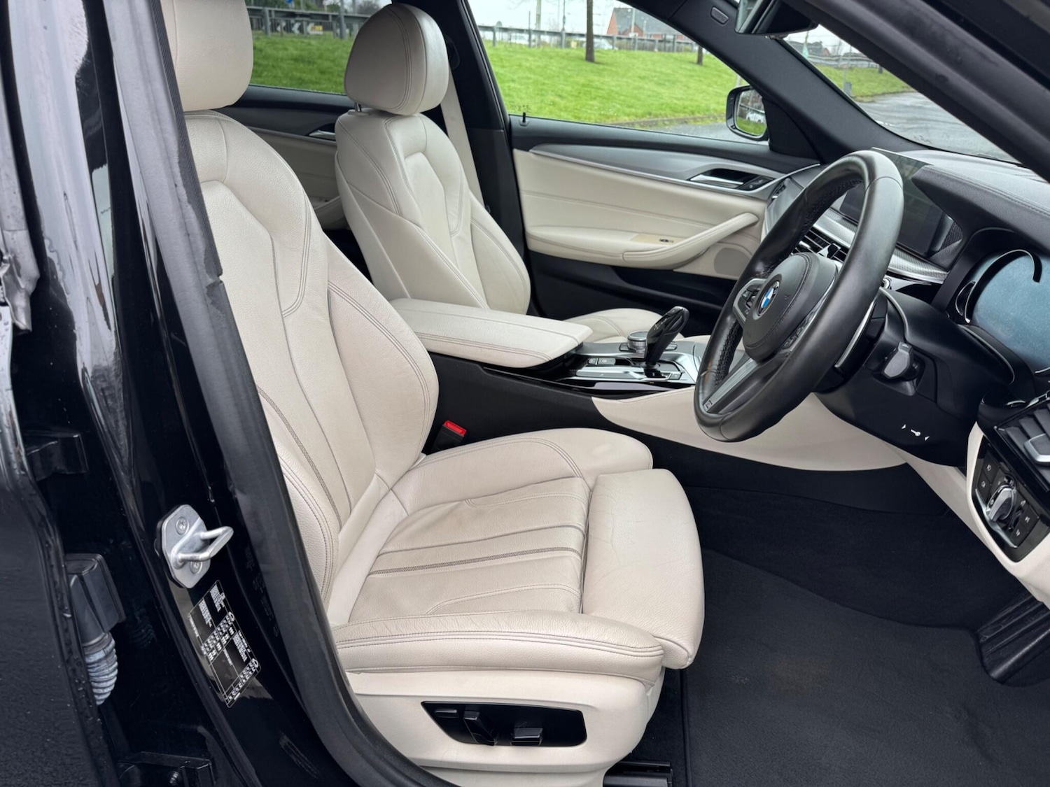 Used BMW 5 Series 2018 for sale - 77612026: Photo 15