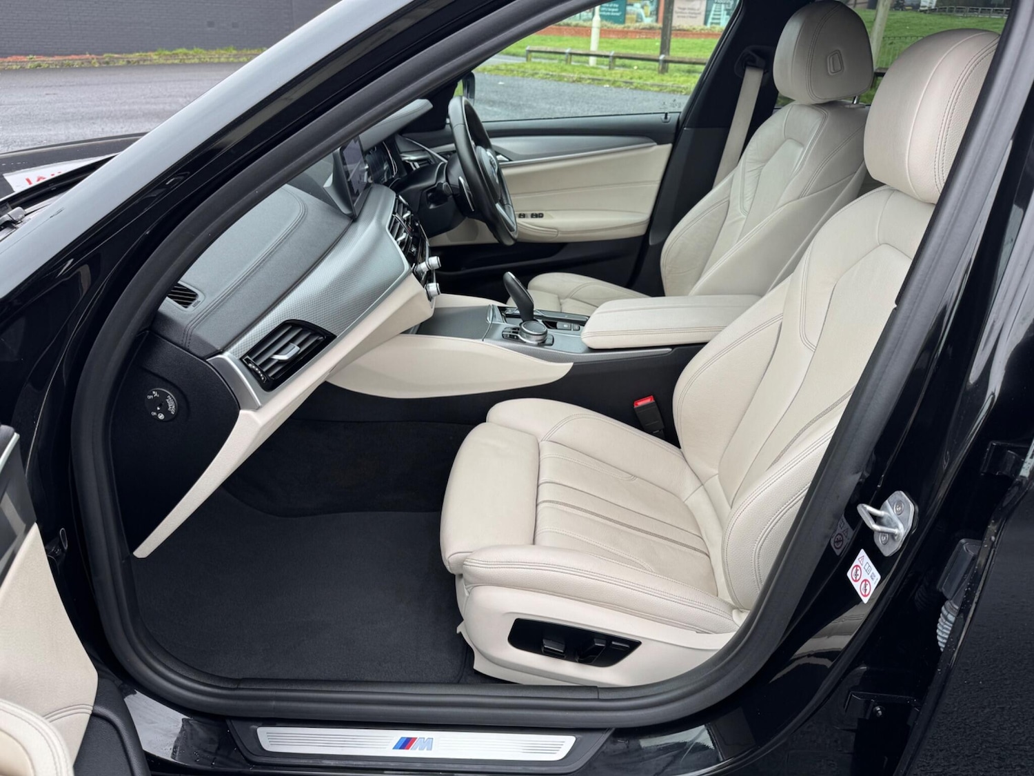 Used BMW 5 Series 2018 for sale - 77612026: Photo 16