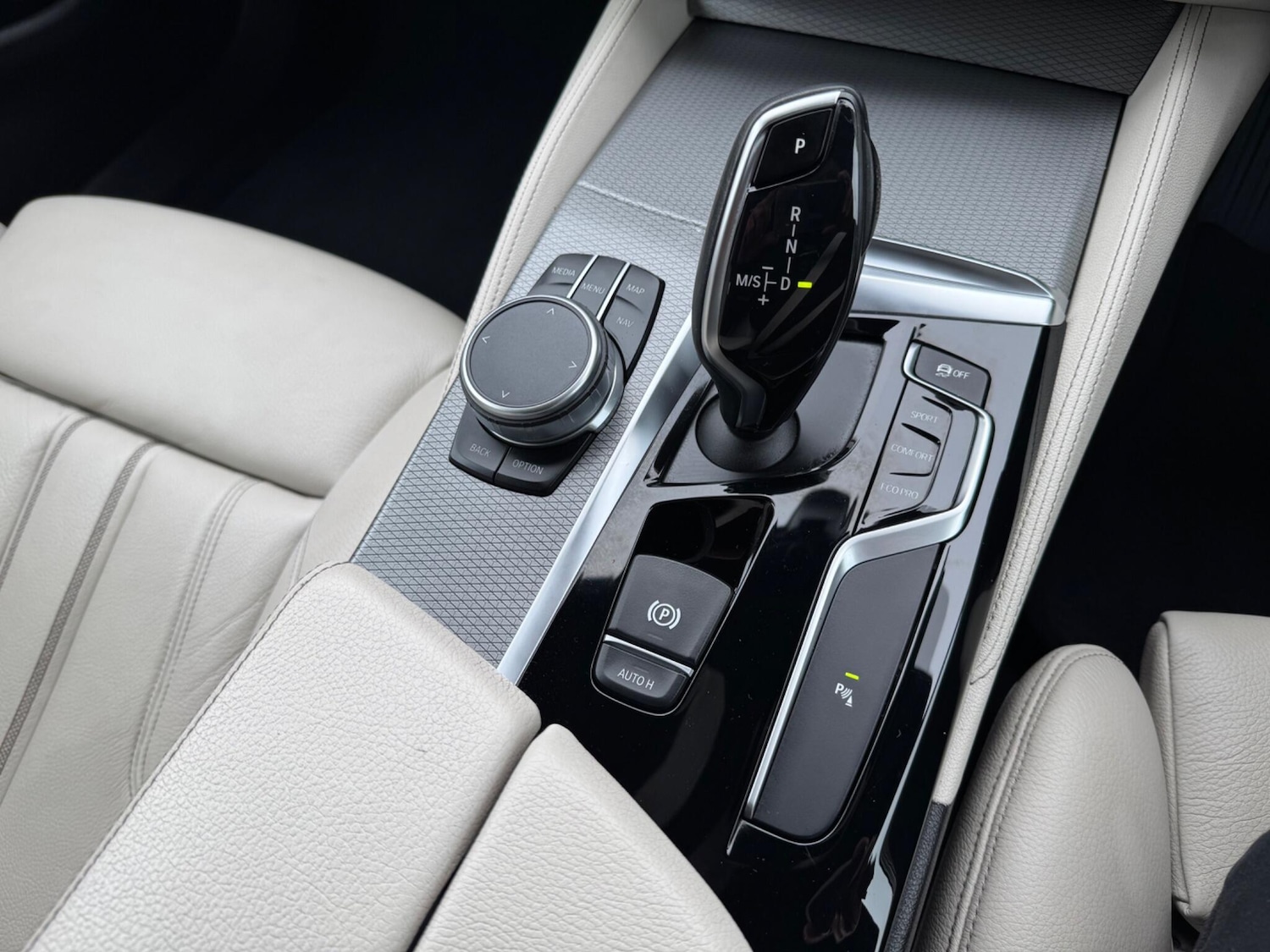 Used BMW 5 Series 2018 for sale - 77612026: Photo 23