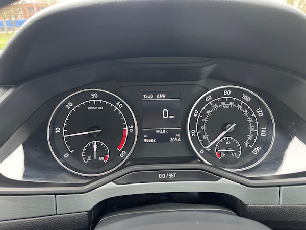 Used Skoda Superb 2016 for sale - 73510577: Photo 10