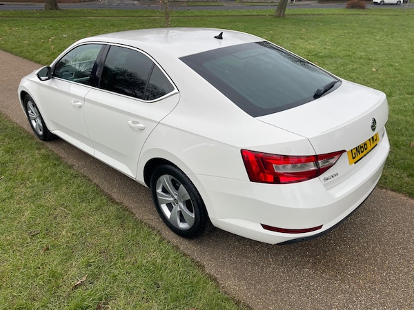 Used Skoda Superb 2016 for sale - 73510577: Photo 2
