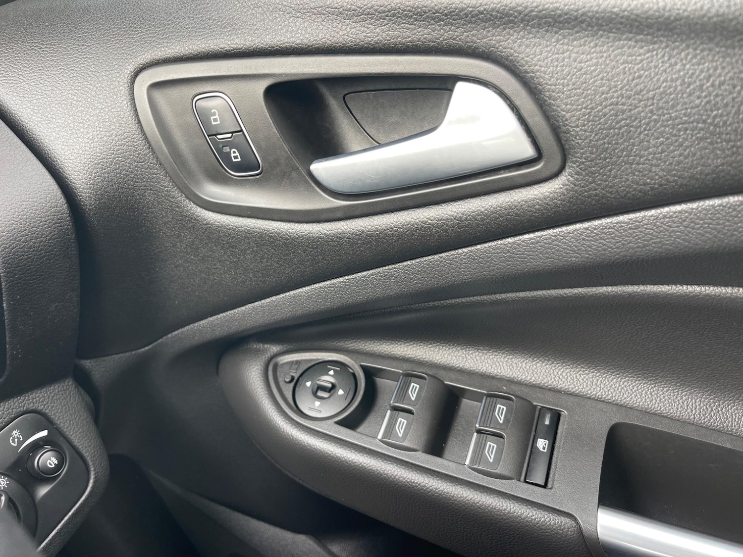 Used Ford Kuga 2017 for sale - 76994647: Photo 20