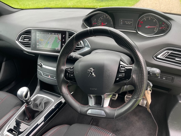 Used Peugeot 308 2016 for sale - 73349257: Photo 9