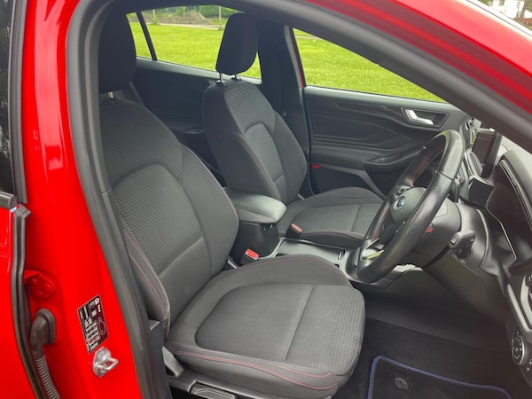 Used Ford Focus 2019 for sale - 74800033: Photo 12