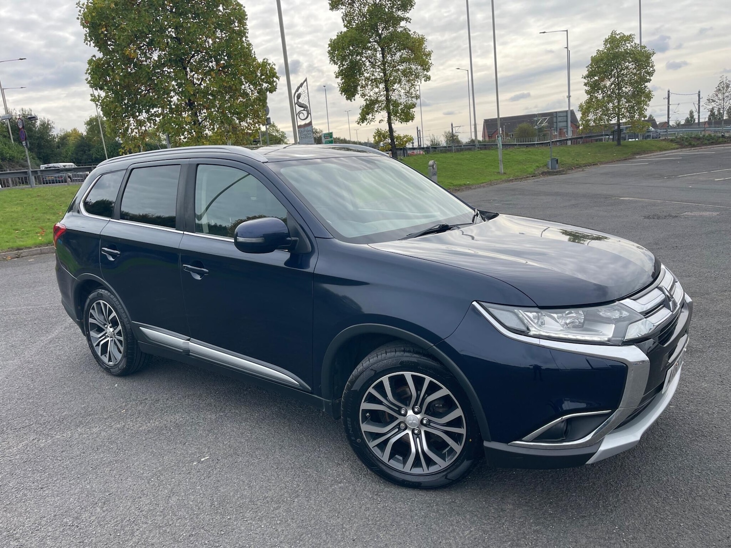 Used Mitsubishi Outlander 2016 for sale - 76108955: Photo 1