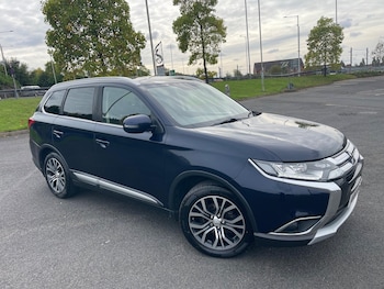 Mitsubishi - Outlander