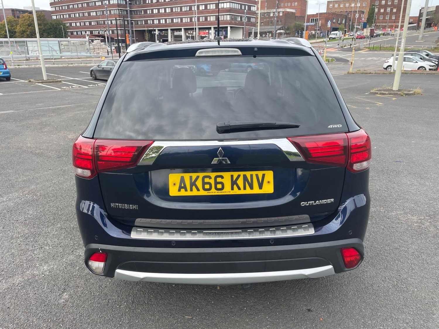 Used Mitsubishi Outlander 2016 for sale - 76108955: Photo 6