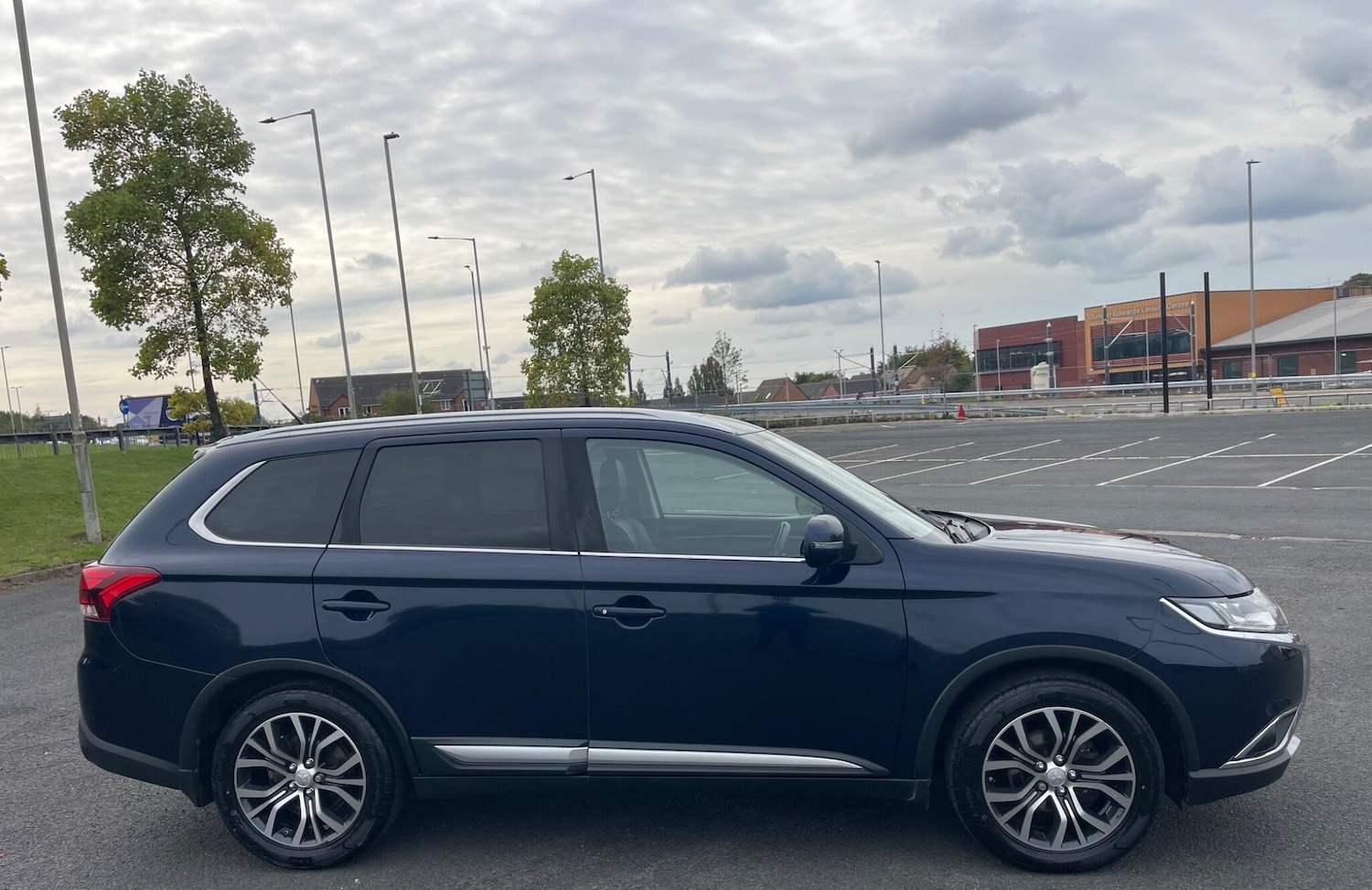 Used Mitsubishi Outlander 2016 for sale - 76108955: Photo 7