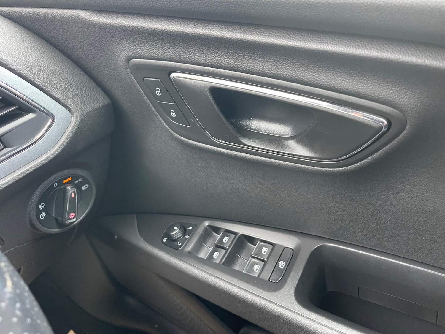 Used SEAT Leon 2015 for sale - 76989389: Photo 17