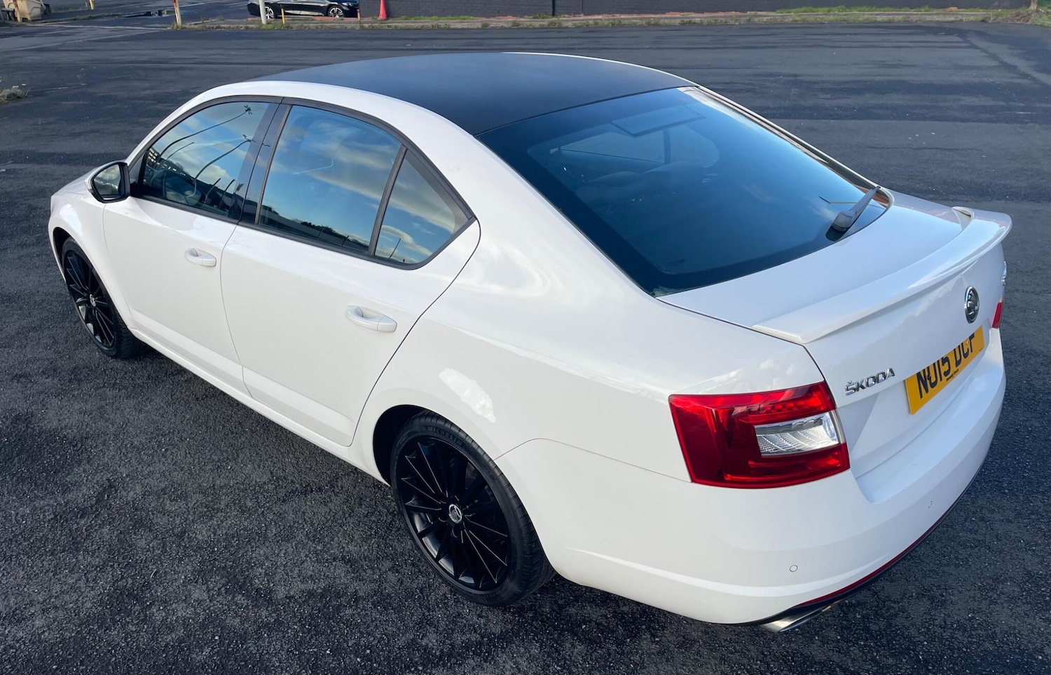 Used Skoda Octavia 2015 for sale - 76671367: Photo 2