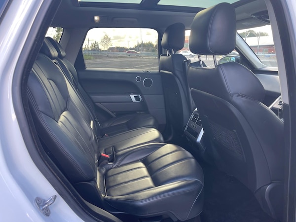 Used Land Rover Range Rover Sport 2015 for sale - 76024812: Photo 16