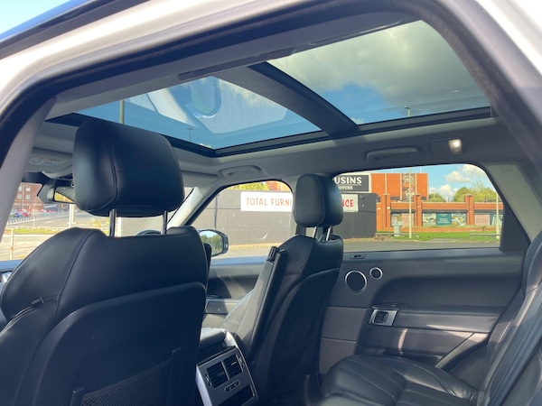 Used Land Rover Range Rover Sport 2015 for sale - 76024812: Photo 18