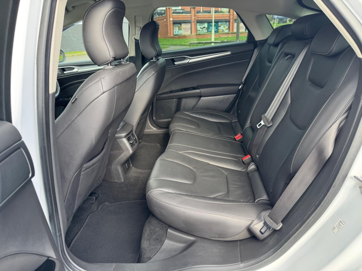 Used Ford Mondeo 2015 for sale - 77839548: Photo 14