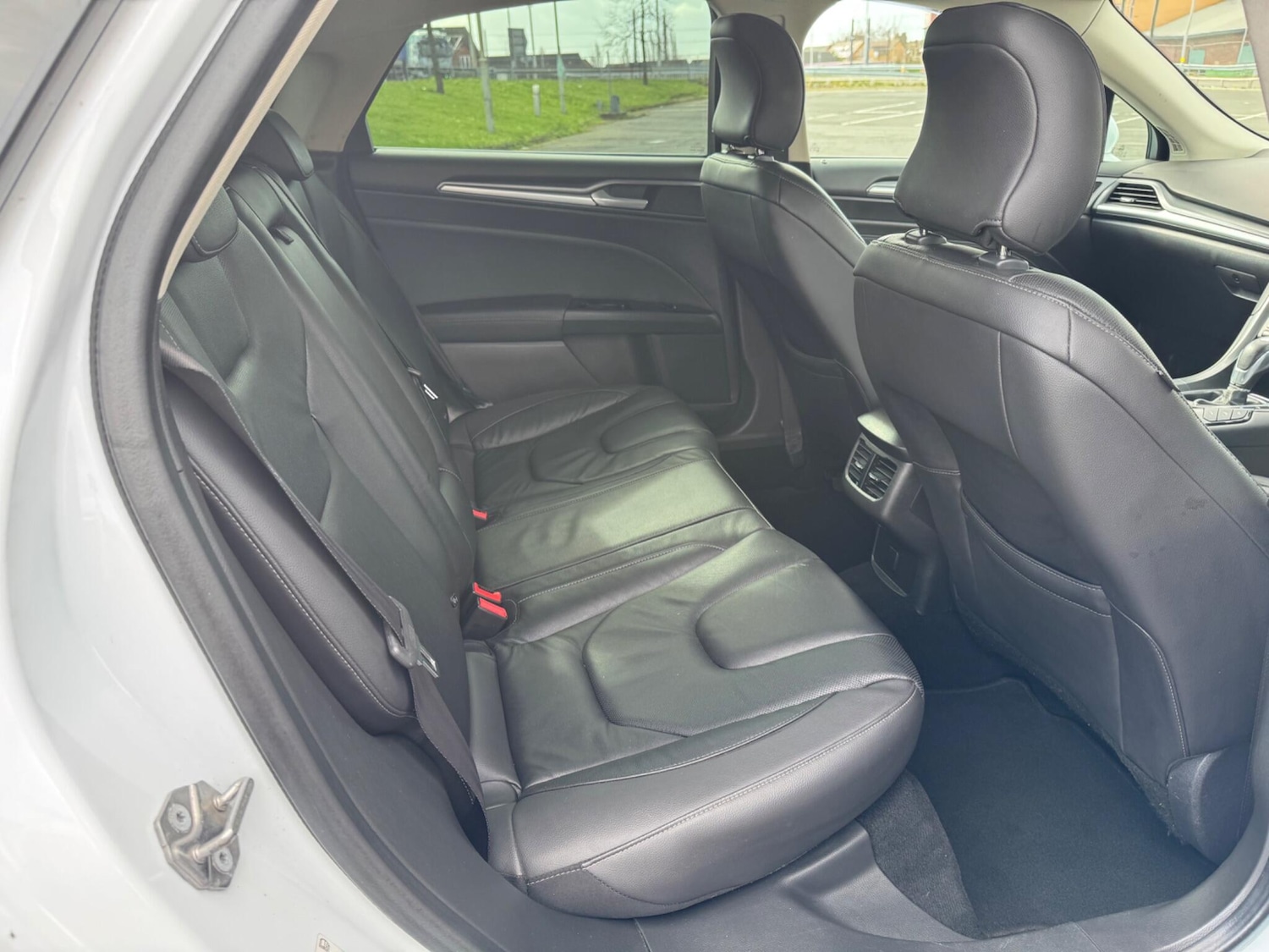 Used Ford Mondeo 2015 for sale - 77839548: Photo 15