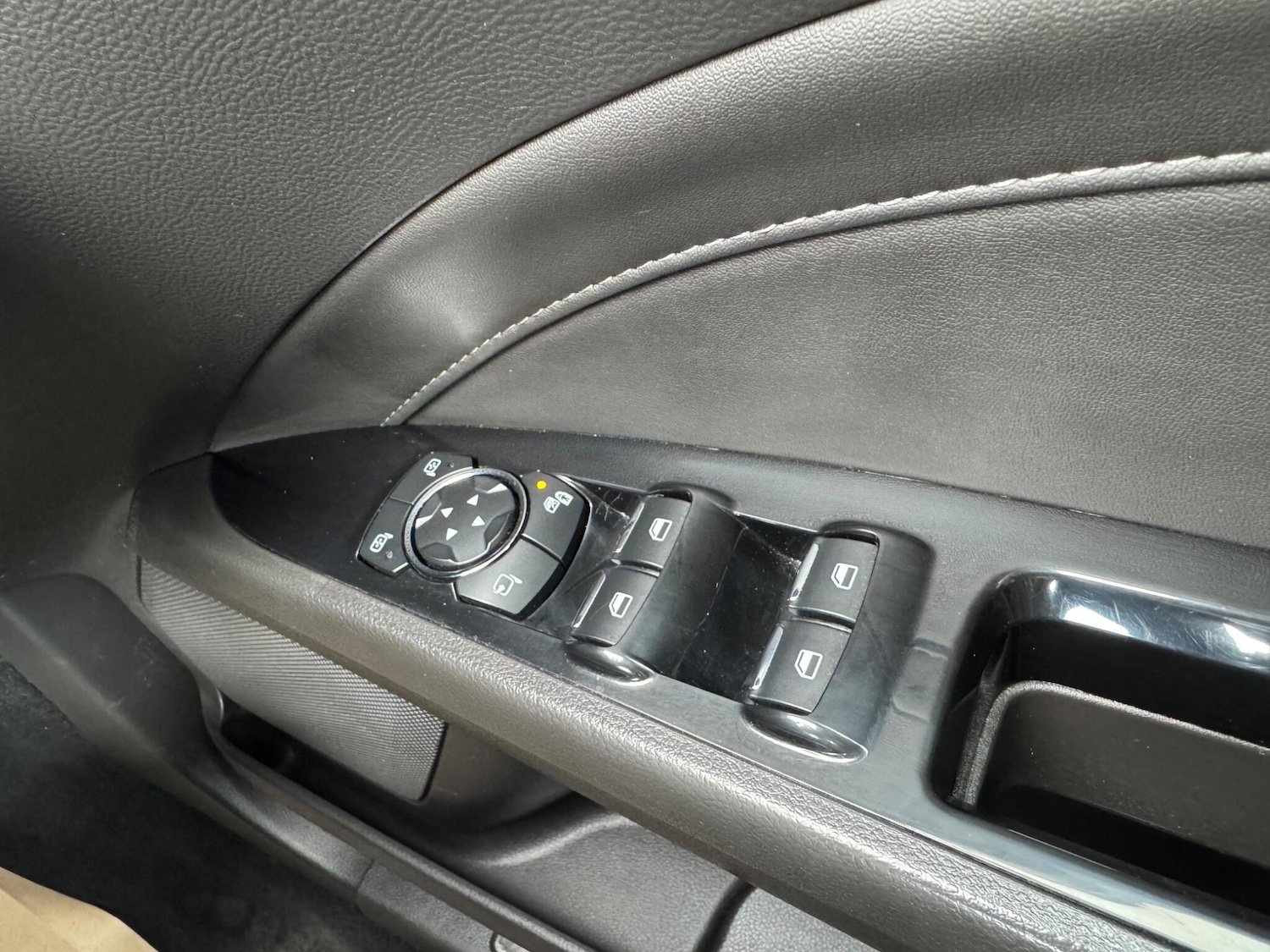 Used Ford Mondeo 2015 for sale - 77839548: Photo 26