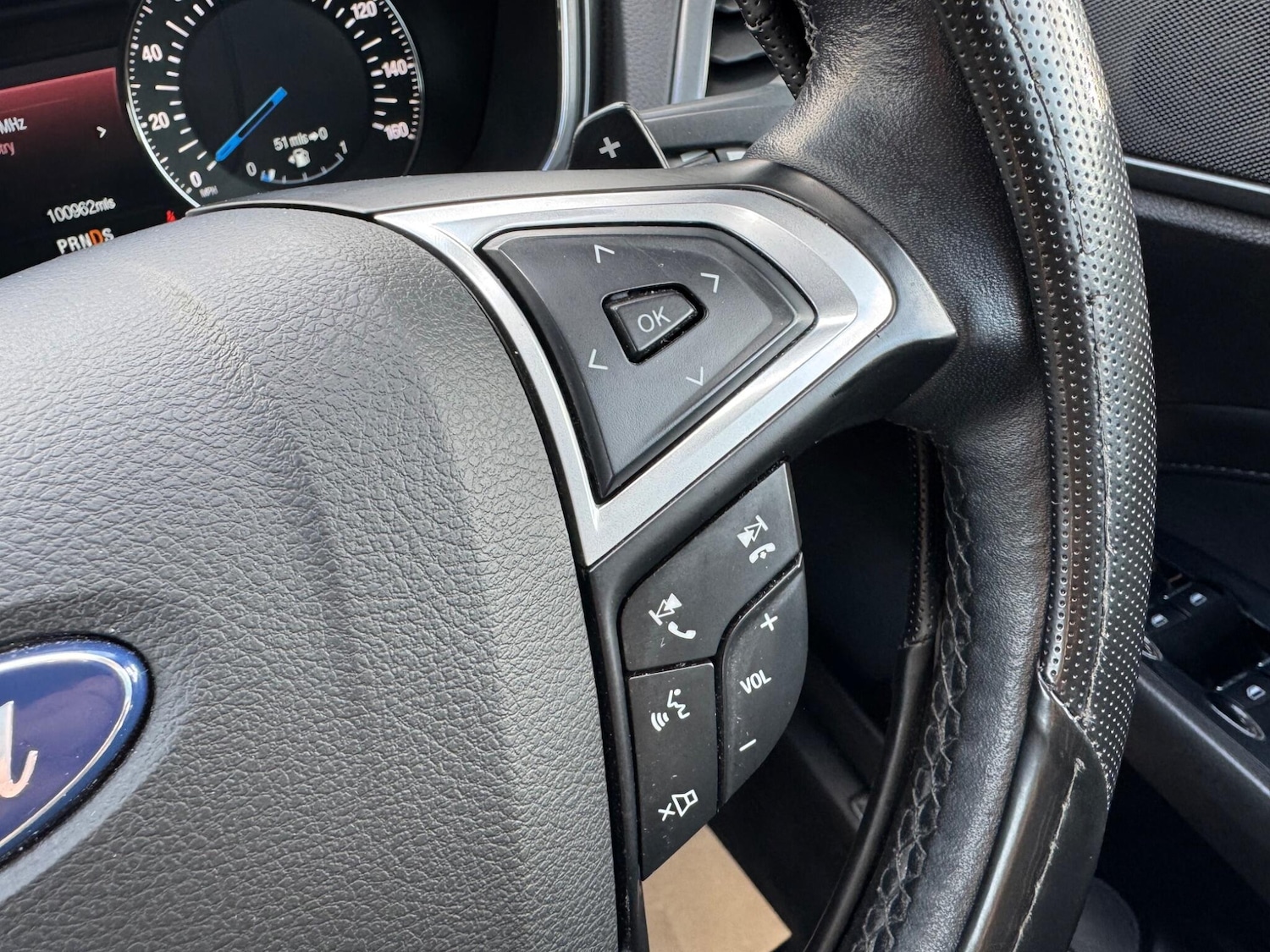 Used Ford Mondeo 2015 for sale - 77839548: Photo 28