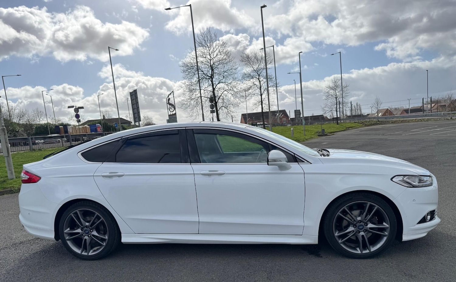 Used Ford Mondeo 2015 for sale - 77839548: Photo 7
