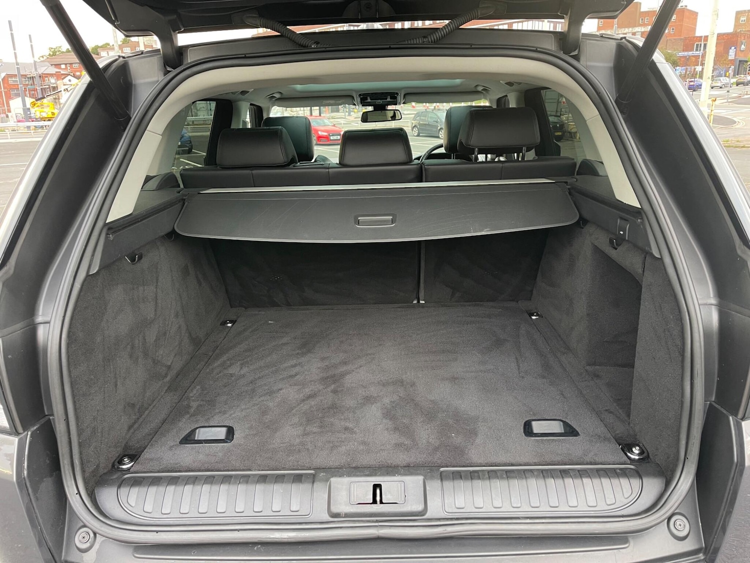 Used Land Rover Range Rover Sport 2016 for sale - 76990280: Photo 35