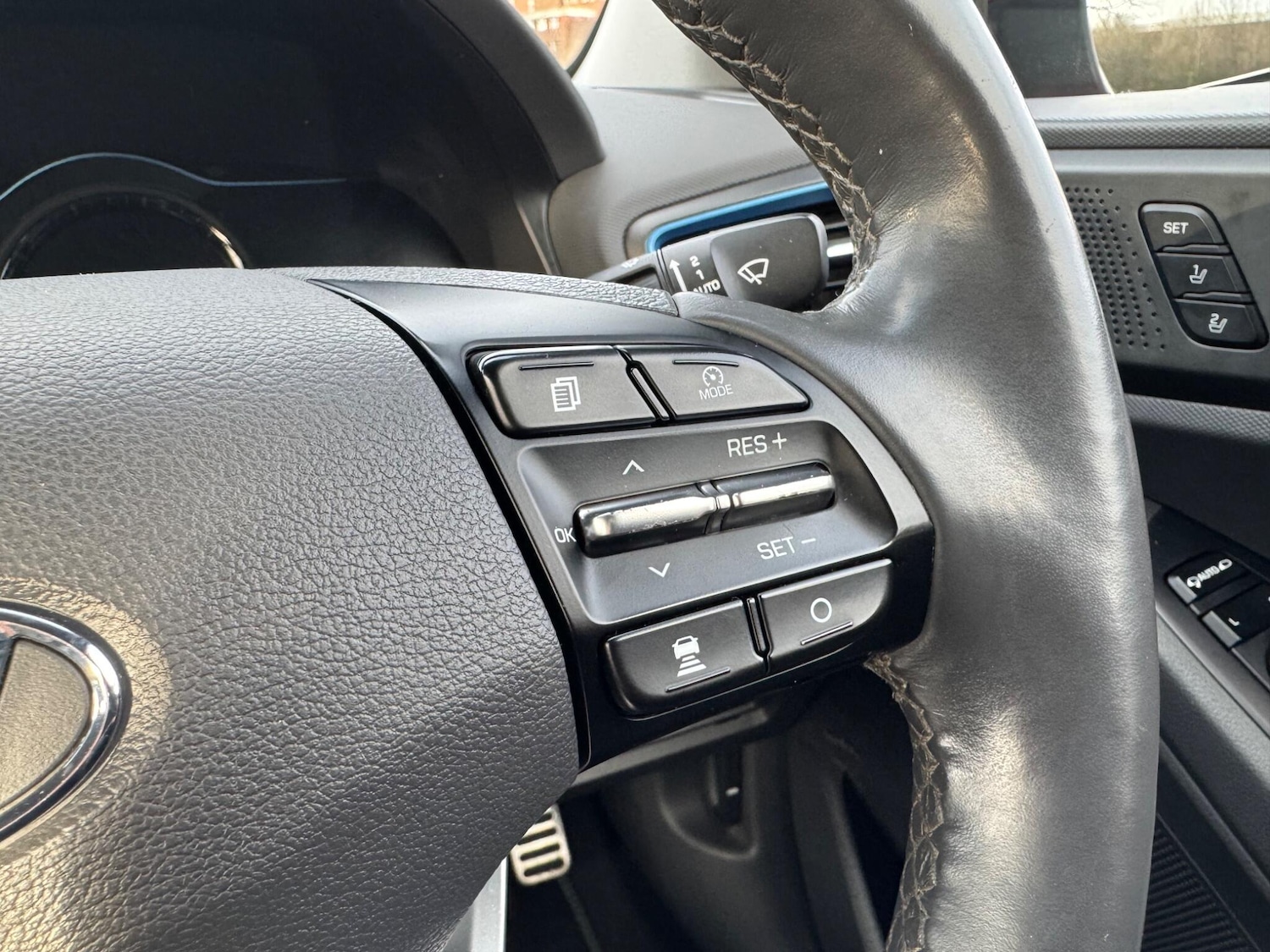 Used Hyundai IONIQ 2017 for sale - 77057308: Photo 32