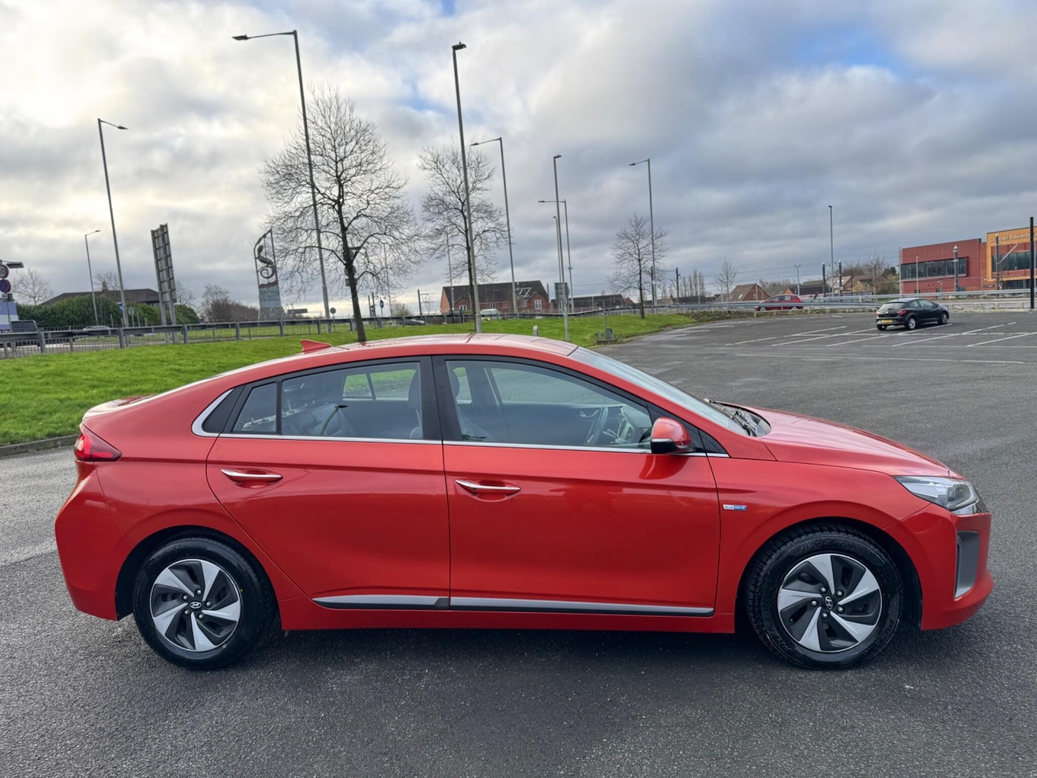 Used Hyundai IONIQ 2017 for sale - 77057308: Photo 7