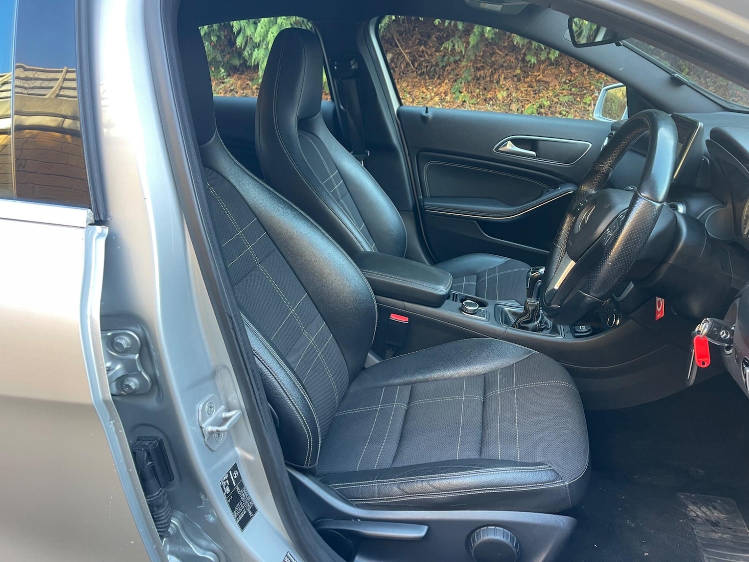 Used Mercedes-Benz A-Class 2013 for sale - 76742948: Photo 12