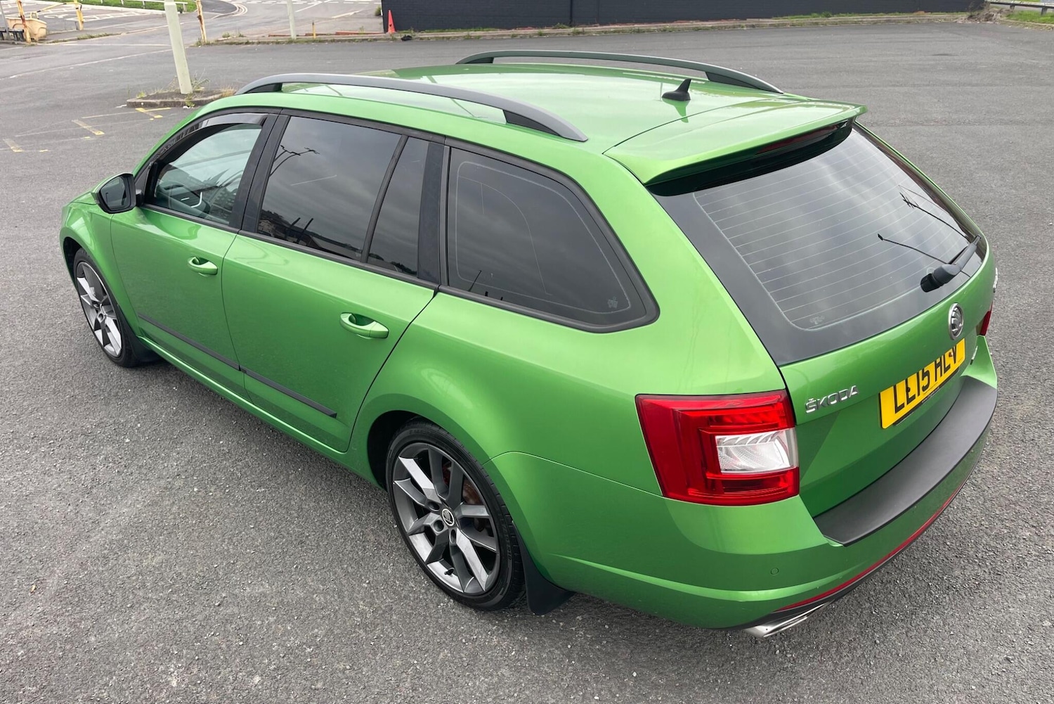 Used Skoda Octavia 2015 for sale - 77633994: Photo 2