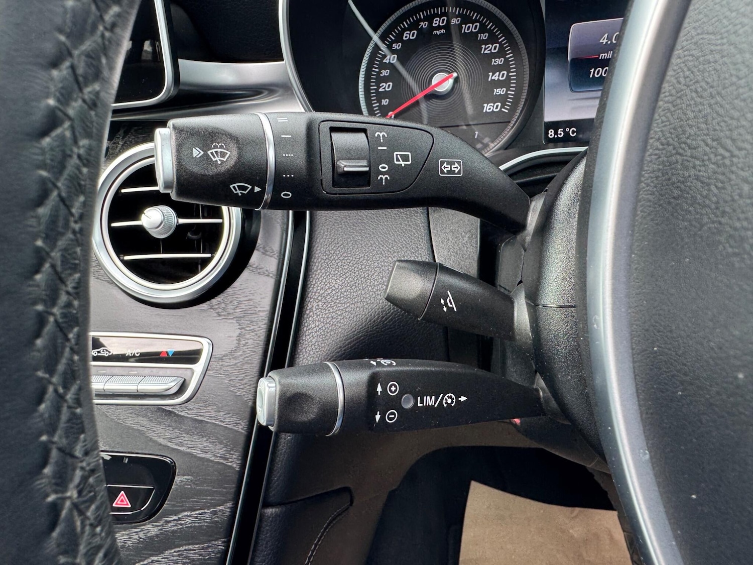 Used Mercedes-Benz GLC 2018 for sale - 77994118: Photo 22