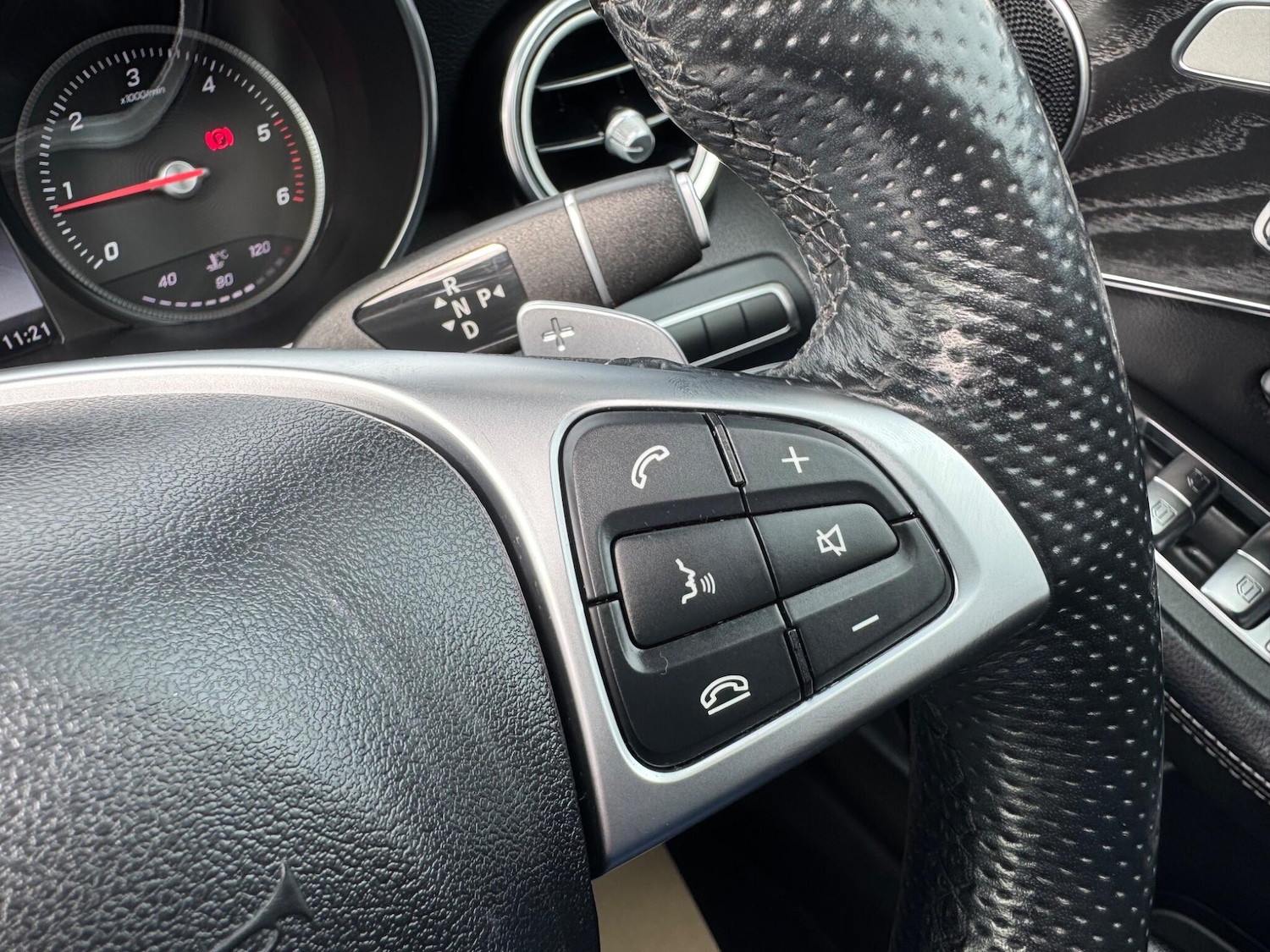 Used Mercedes-Benz GLC 2018 for sale - 77994118: Photo 24