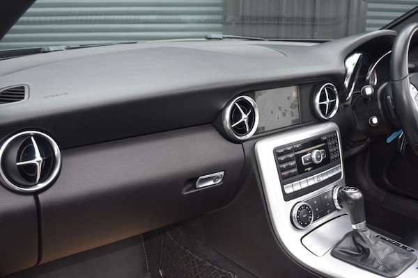 Used Mercedes-Benz SLK 2013 for sale - 75548377: Photo 21