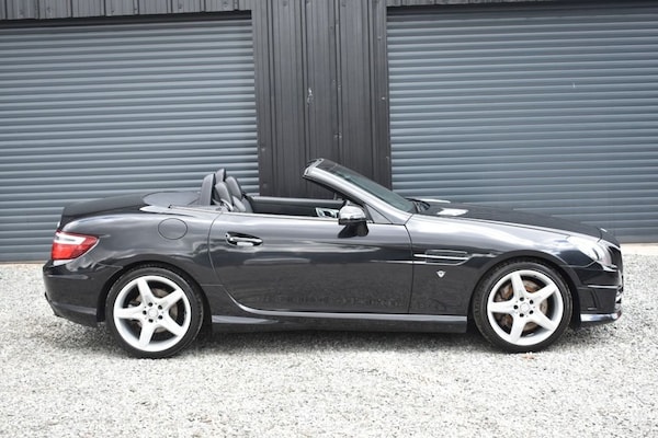 Used Mercedes-Benz SLK 2013 for sale - 75548377: Photo 2