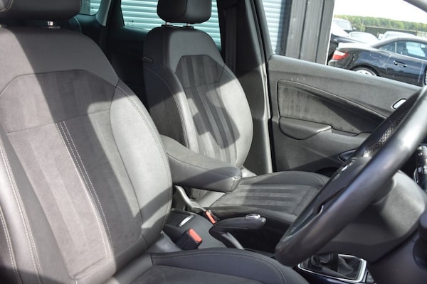 Used Vauxhall Crossland 2022 for sale - 76163187: Photo 5