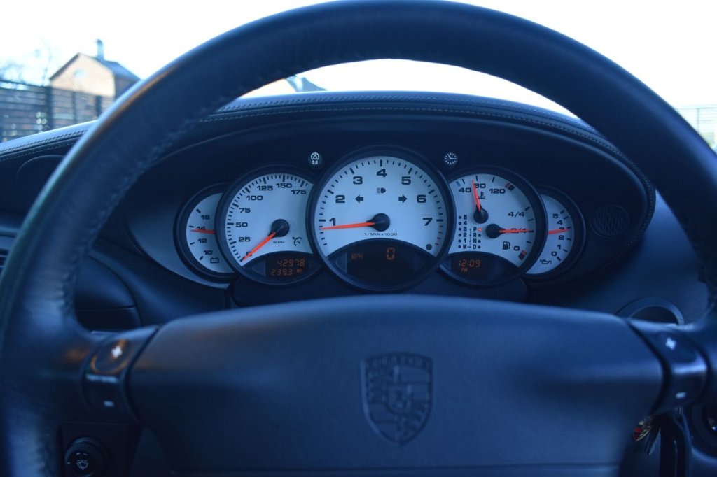 Used Porsche 911 2000 for sale - 77643030: Photo 8