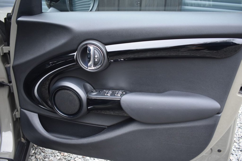 Used MINI Hatch 2018 for sale - 77567560: Photo 24