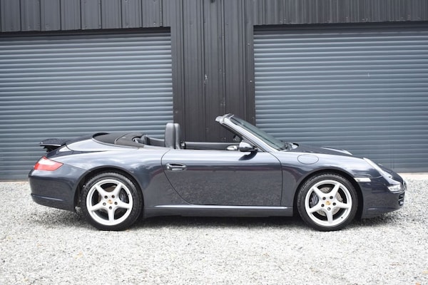 Used Porsche 911 2007 for sale - 75704113: Photo 2