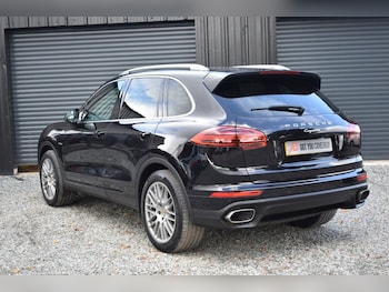 Used Porsche Cayenne 2015 for sale - 75973857: Photo