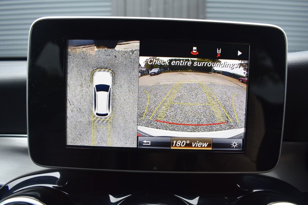 Used Mercedes-Benz GLC 2017 for sale - 76469710: Photo 4