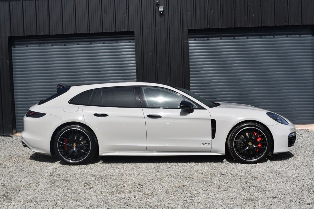 Used Porsche Panamera 2019 for sale - 78181322: Photo 2