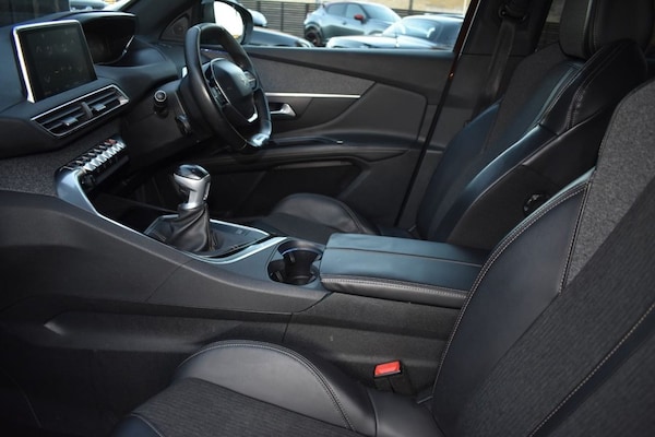 Used Peugeot 3008 2018 for sale - 76162795: Photo 5