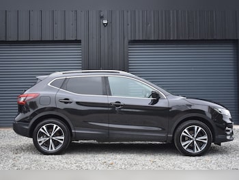 Used Nissan Qashqai 2017 for sale - 77567552: Photo