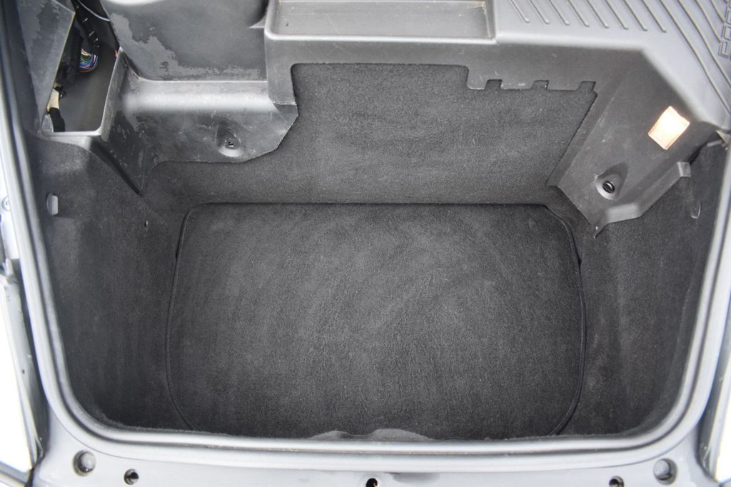 Used Porsche 911 2004 for sale - 78110273: Photo 21